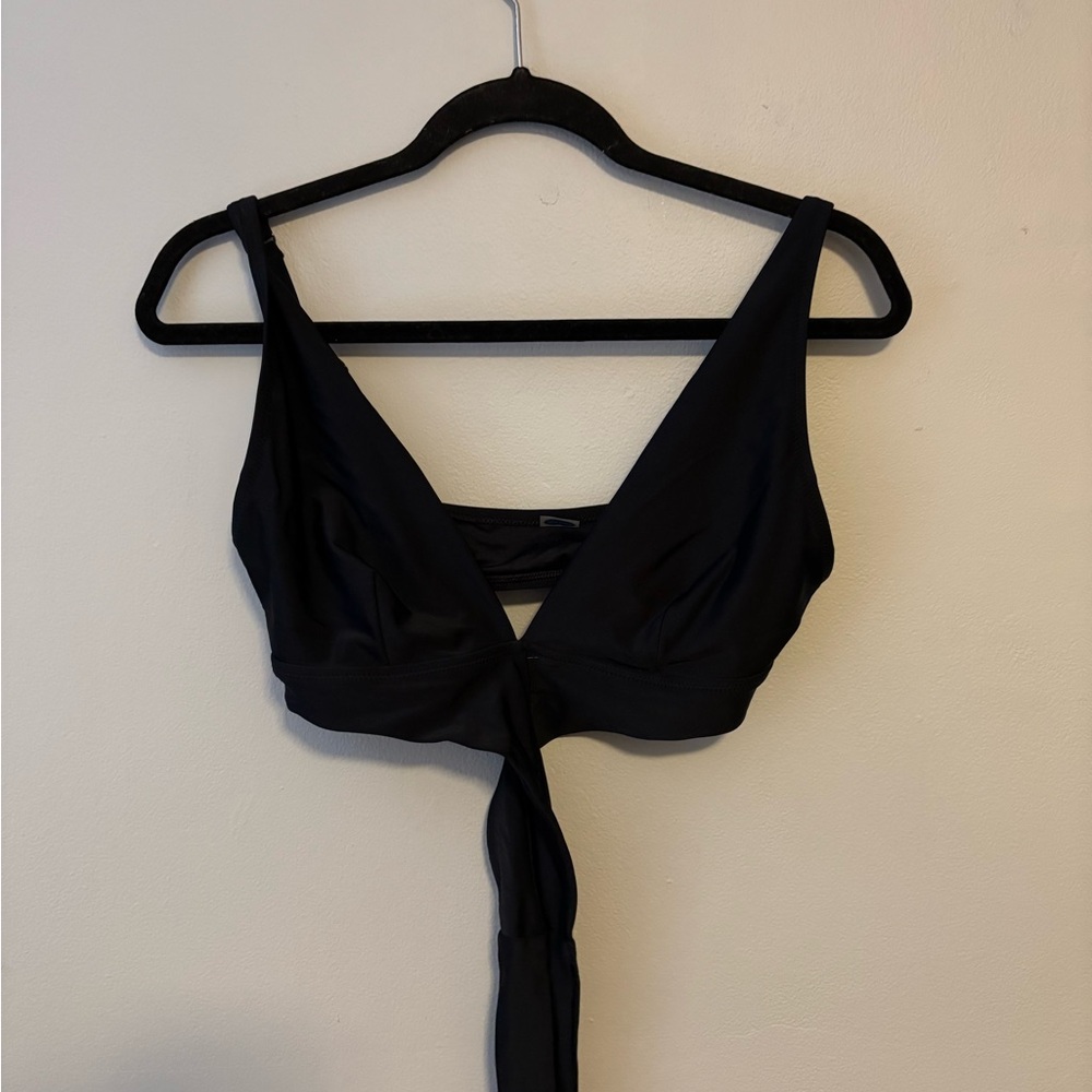 Old Navy Black Bikini with Adjustable Straps and Soft Fabric